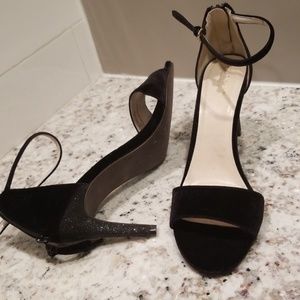 Cole Haan 10b NWOT black velvet 3IN HEEL STRAP